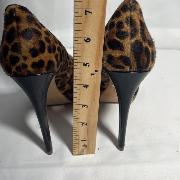 Elie Tahari Animal Print Pony Hair/Leather Heel Pump size 8.5 - Picture 13 of 13
